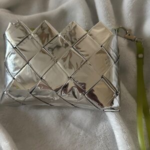 Ecoist Woven Metallic Mini Wristlet Bag Like New!